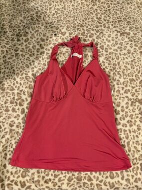 Charlotte Russe Medium Pink Halter V Neck Women’s Tank Top